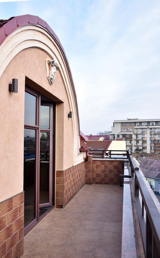 Hotel " Boutique " Ujhorod Exterior foto